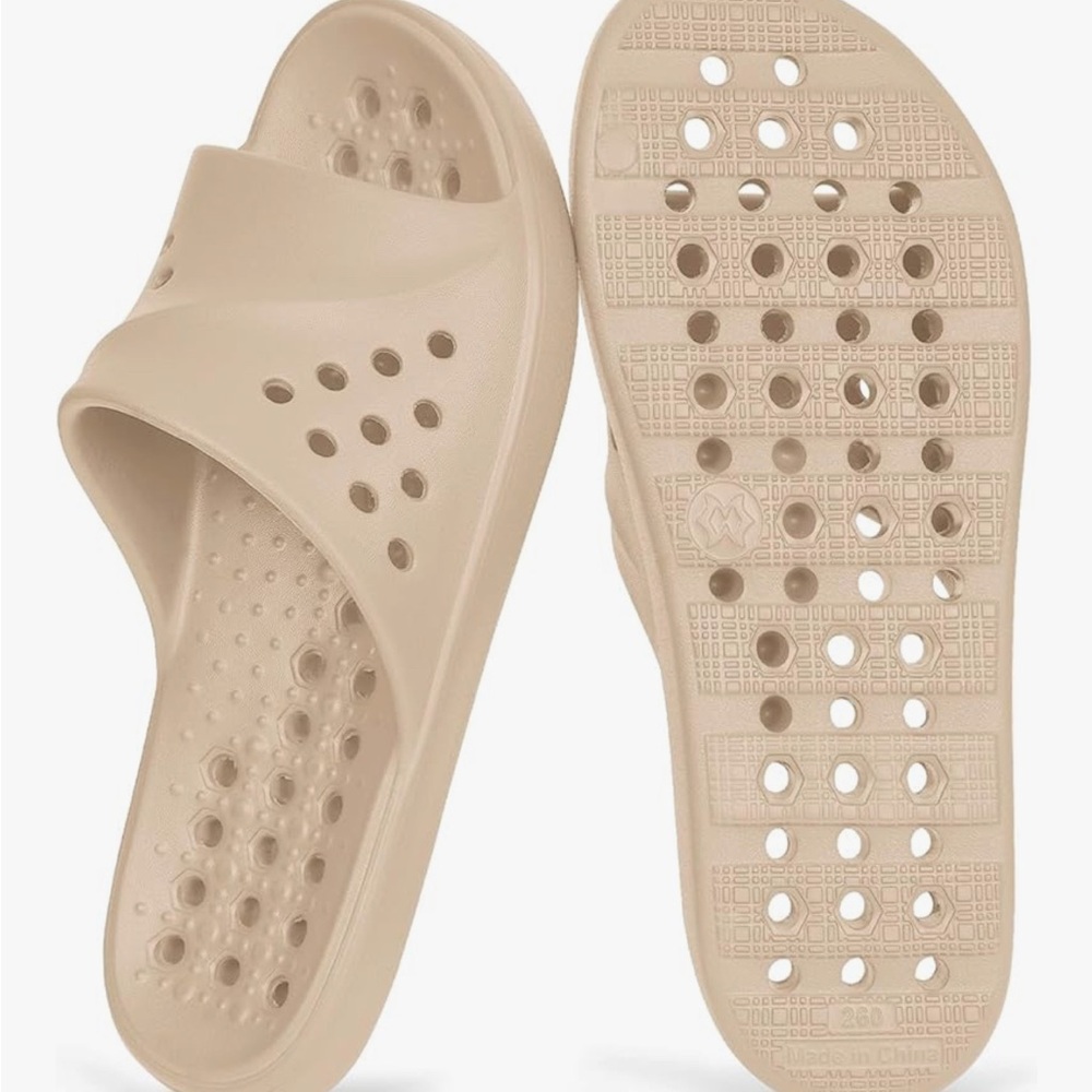 Lightweight Beige water or shower slide sandals.